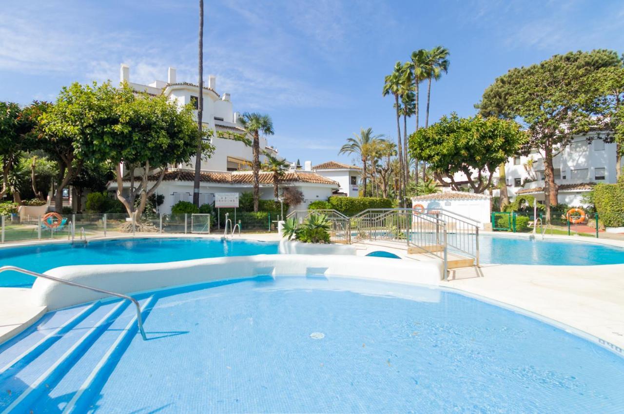 Marbella Banus Suites - Golden Beach Marbella Suite Exterior foto