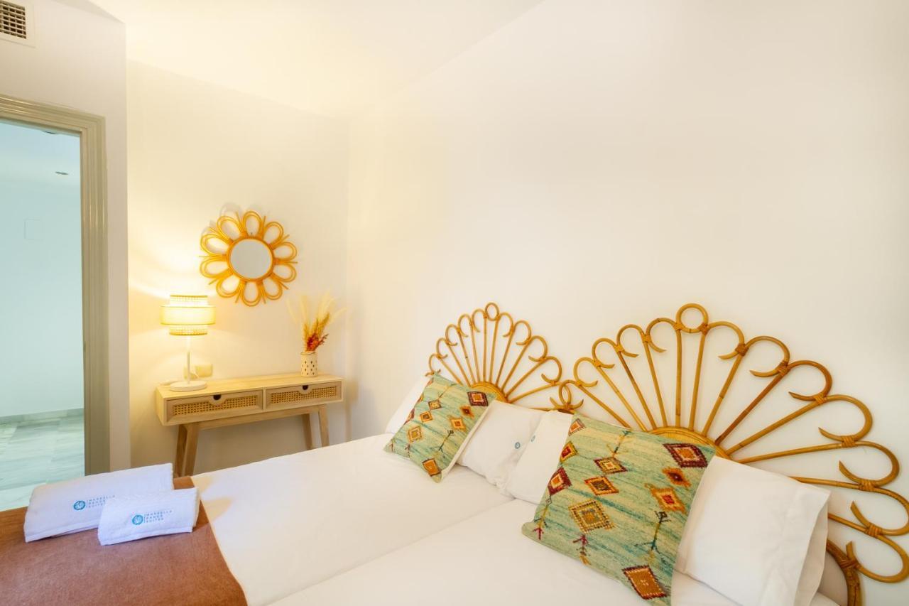 Marbella Banus Suites - Golden Beach Marbella Suite Exterior foto